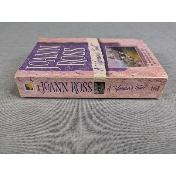 🍭 3/$10 JoAnn Ross: A Woman’s Heart- Castlelough Series #1 (Paperback) - Picture 2 of 4